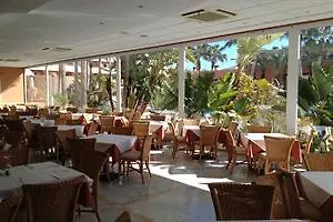 Aparthotel Arena Center 4*