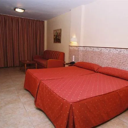 Arena Center 4*
