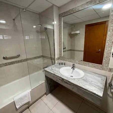 Arena Center Aparthotel 4*