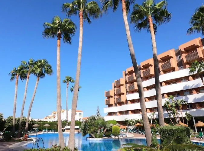 Arena Center Apartahotel